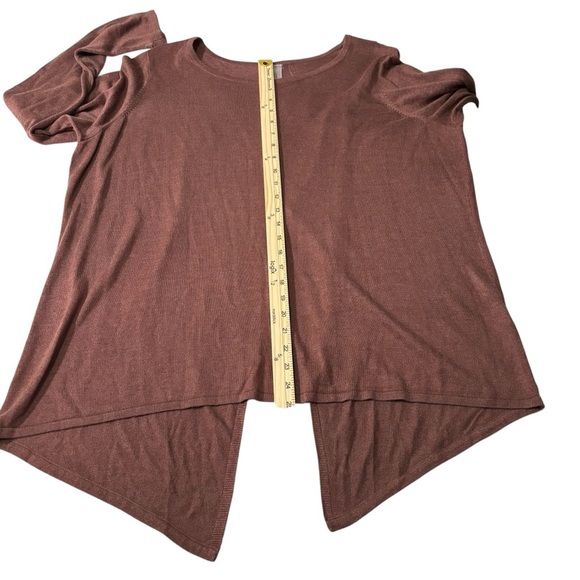 Zuda Ecovero Split Back Sweater Top Women's Size 1X Casual Athleisure NWT - Picture 14 of 15